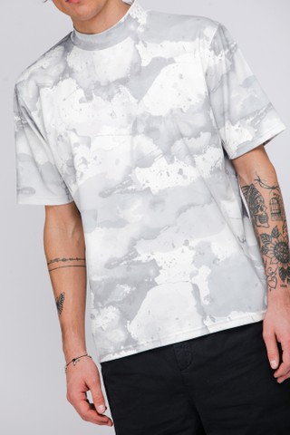 Robin Watercolor Tee