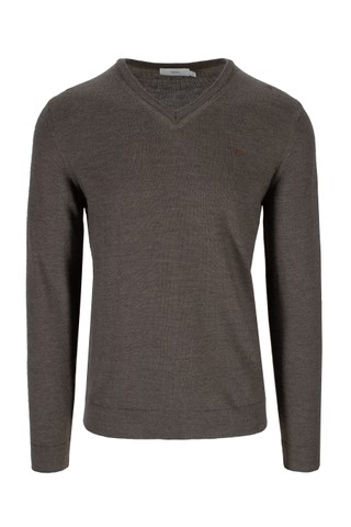 Trond V-Neck